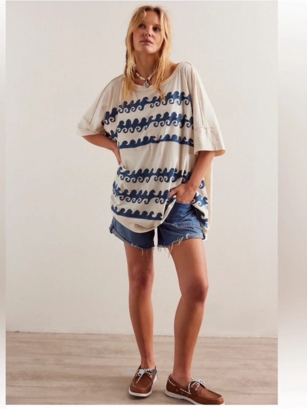 Free People We The Free Chill Vibes Wave Tee XS Oversized - Picture 2 of 9